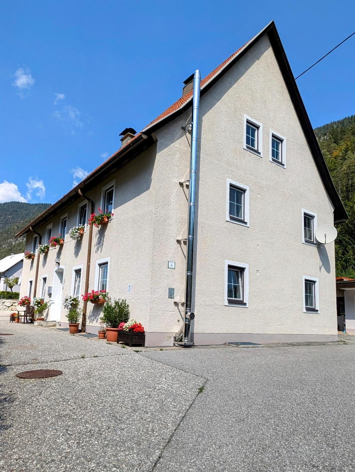 Haus Im Hochtal Lejlighed Bad Bleiberg Eksteriør billede